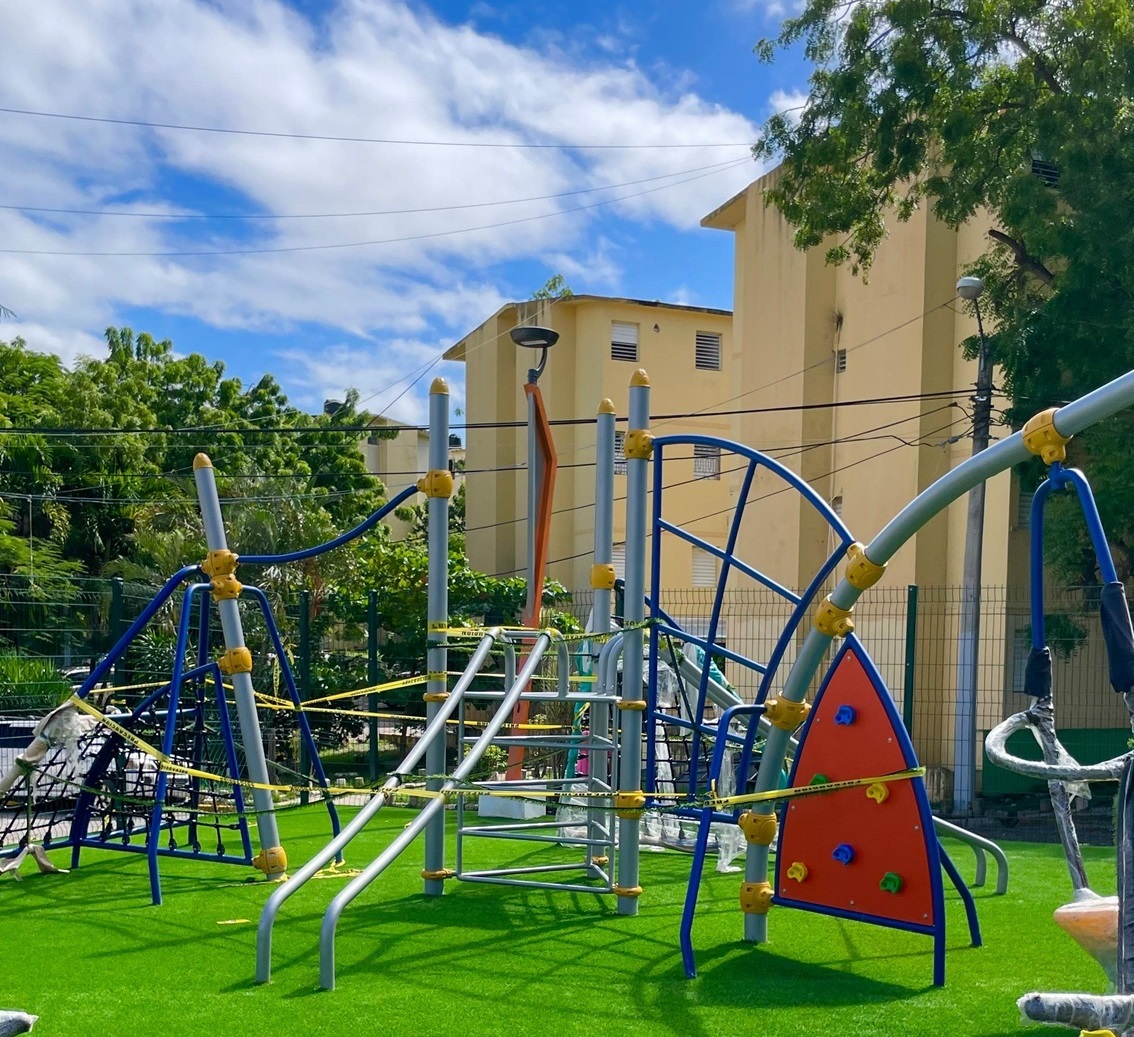 Alcaldía Santiago entregará un bello parque infantil en la Villa